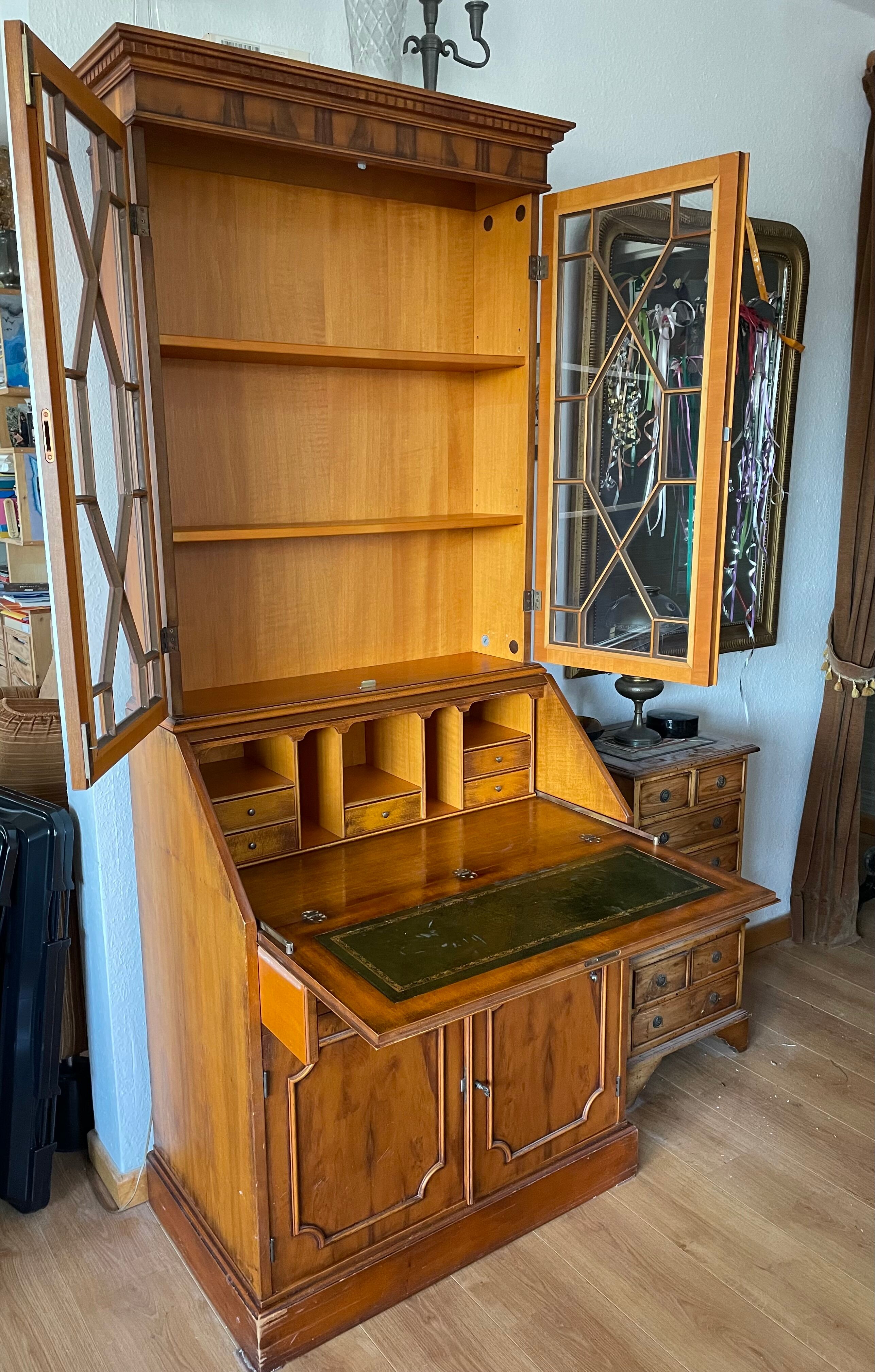 Scriban library, secretary in marquetry 1900s English style