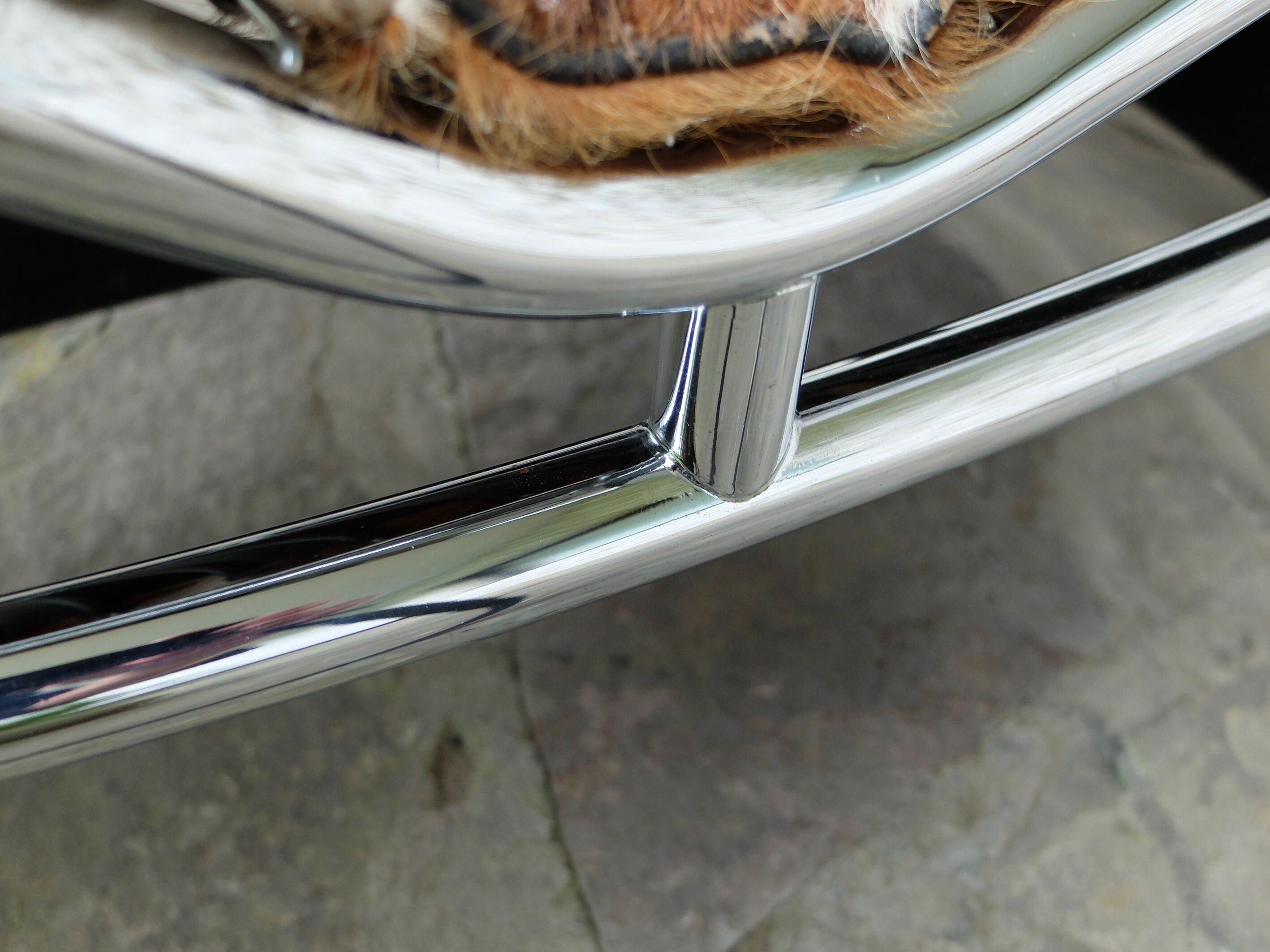 Lounge chair LC4 Cassina by Charlotte Perriand, Le Corbusier and Pierre Jeanneret Vintage 1960s