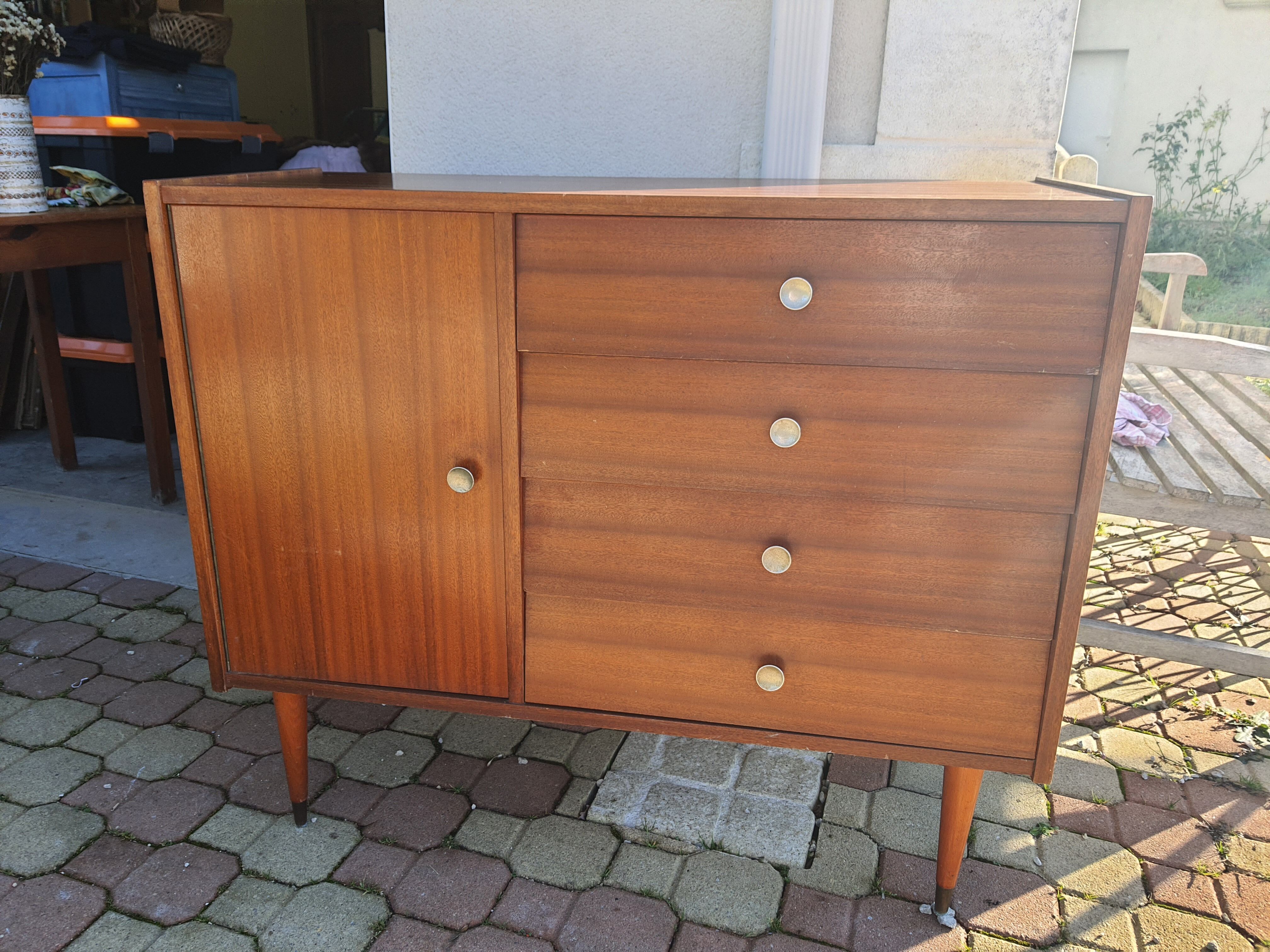 Commode vintage scandinave