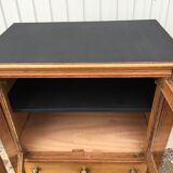 Showcase cabinet from 1920