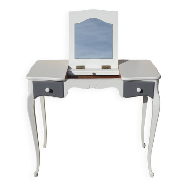 Petite coiffeuse en bois blanc