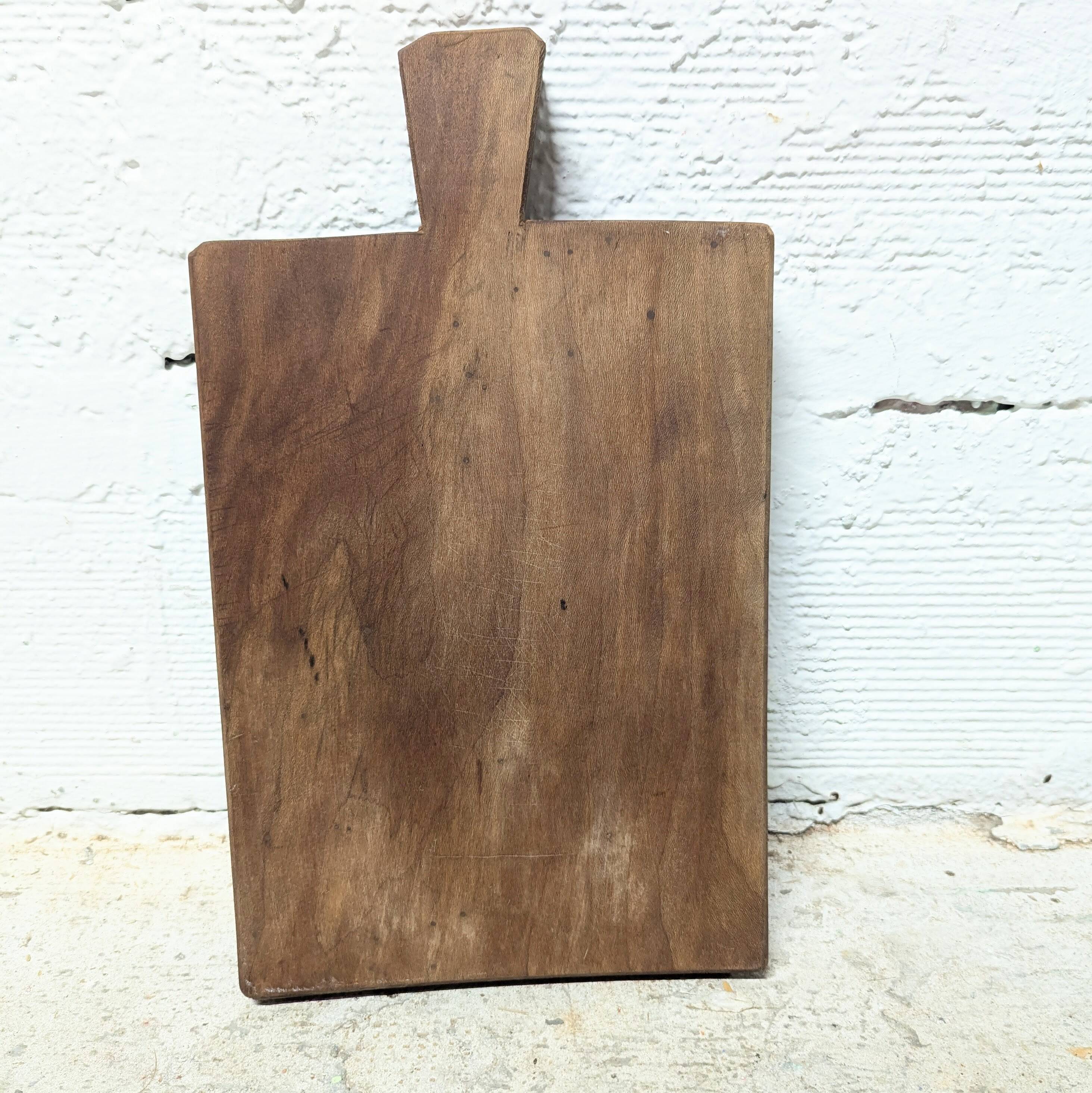 Wooden cutting board