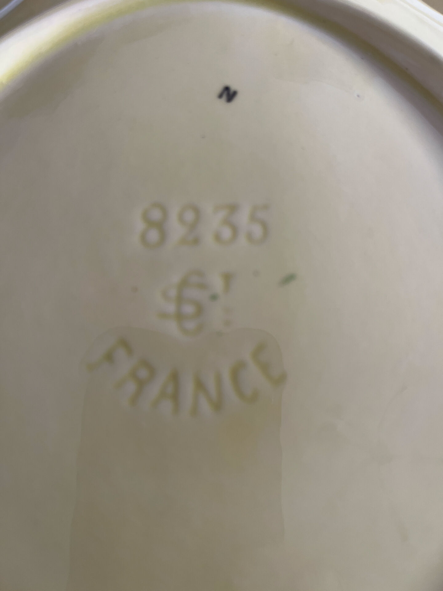Serving dish or catch-all tray