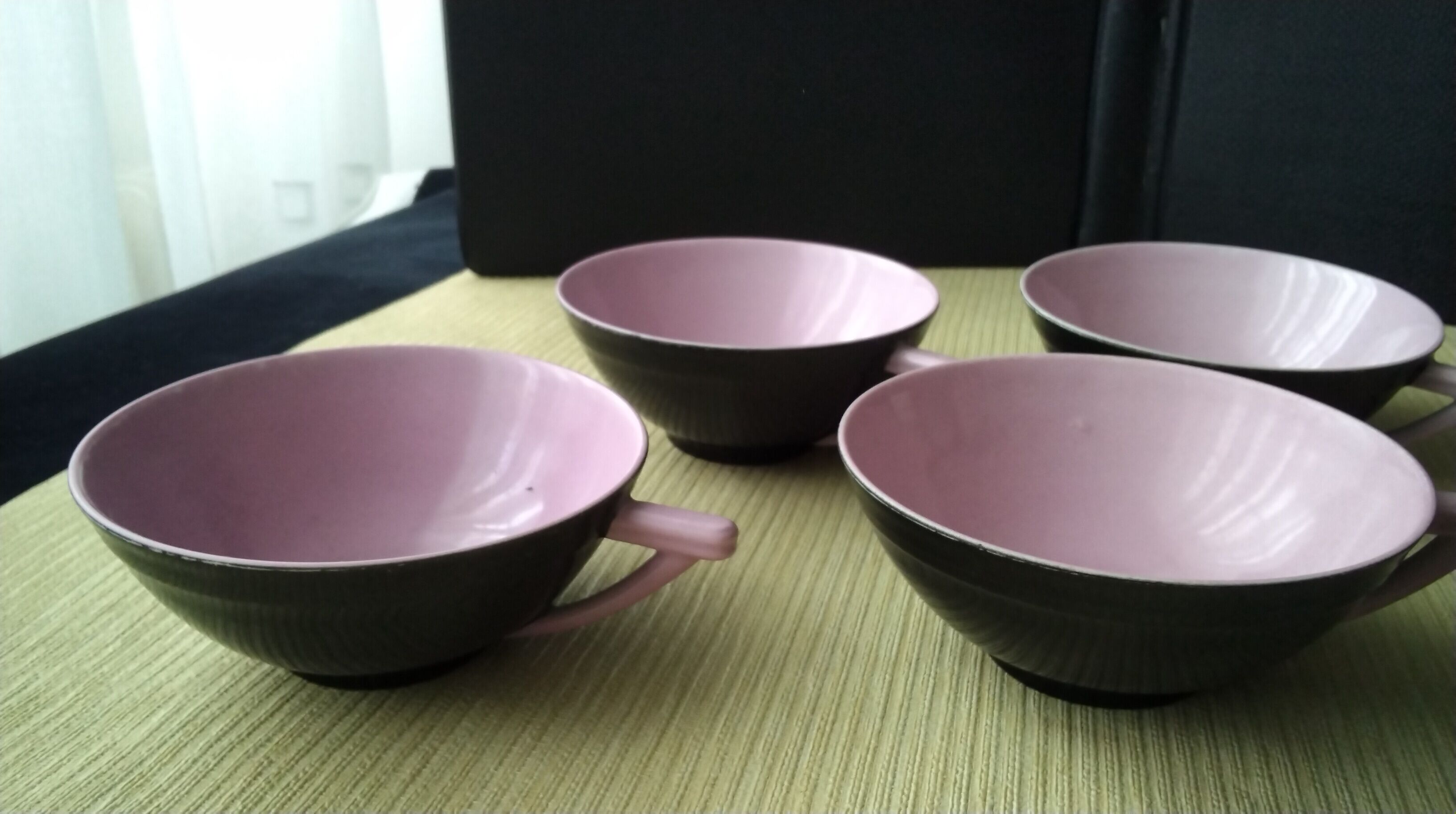 Set de 6 tasses à café ou thé en porcelaine de Limoges