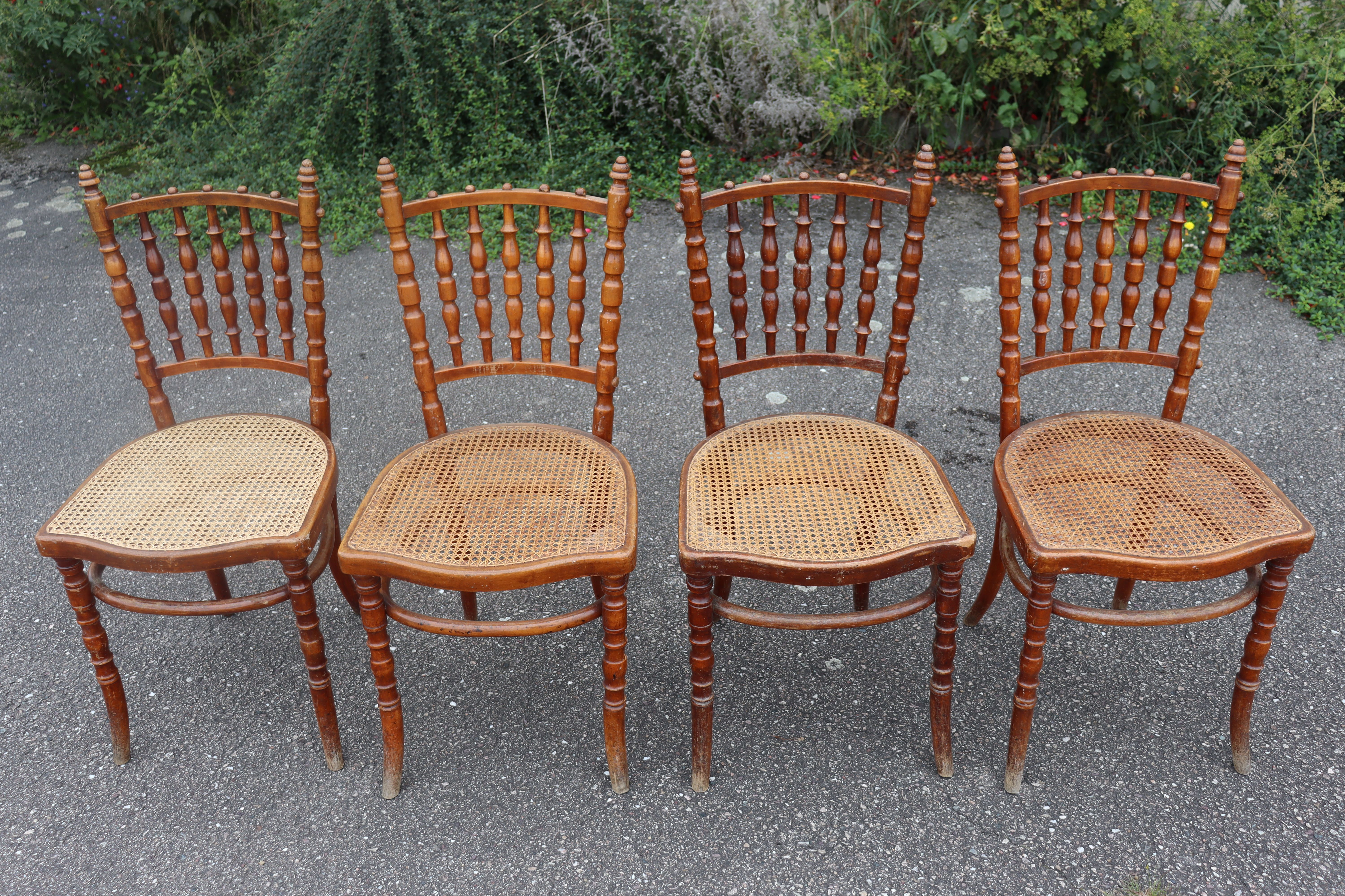 Series 4 bistro chairs Fischel N109