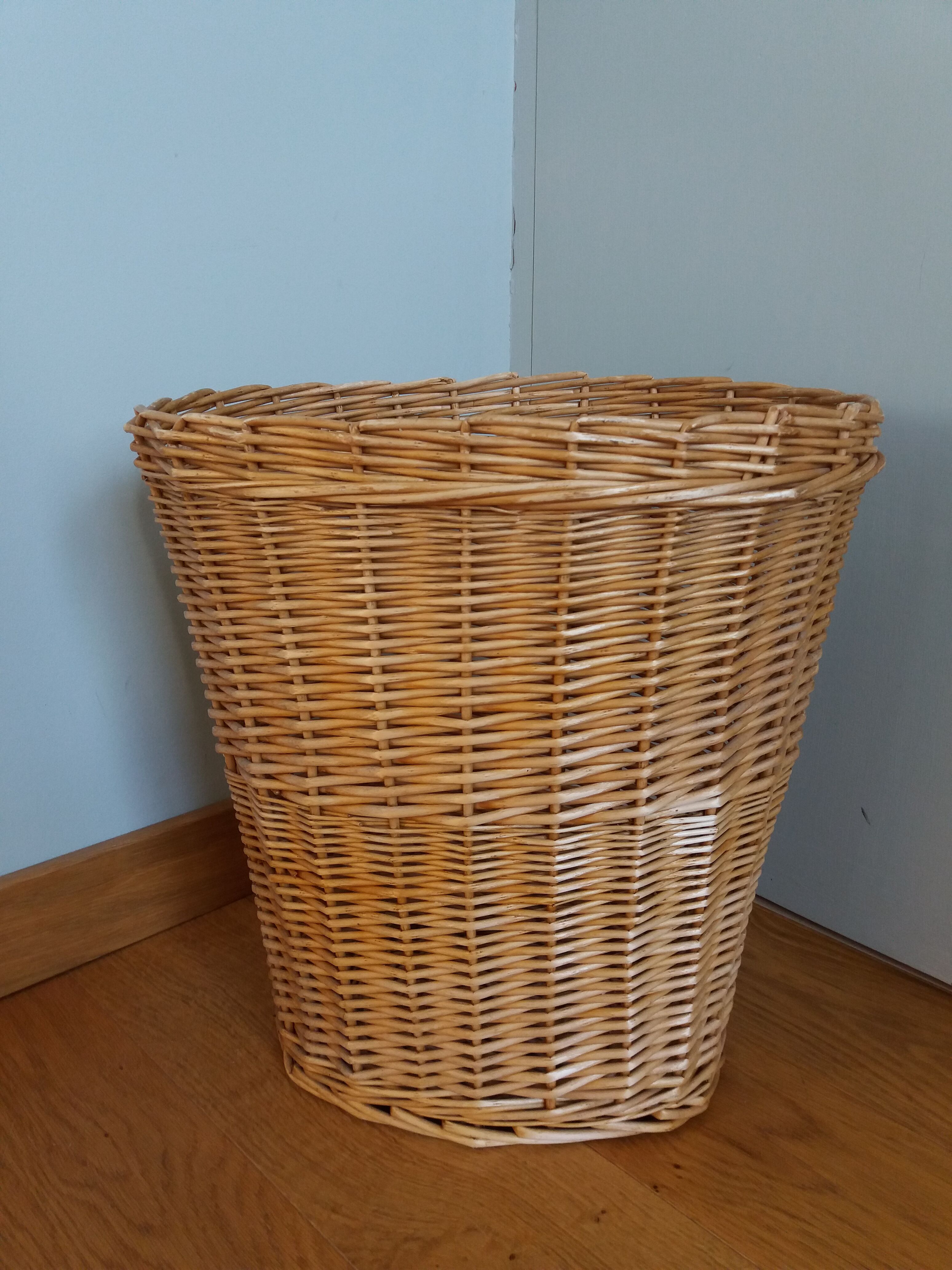 Wicker rattan or paper clothesbasket or paper