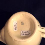 Antique milk jug in Gien earthenware, Valence model A040.