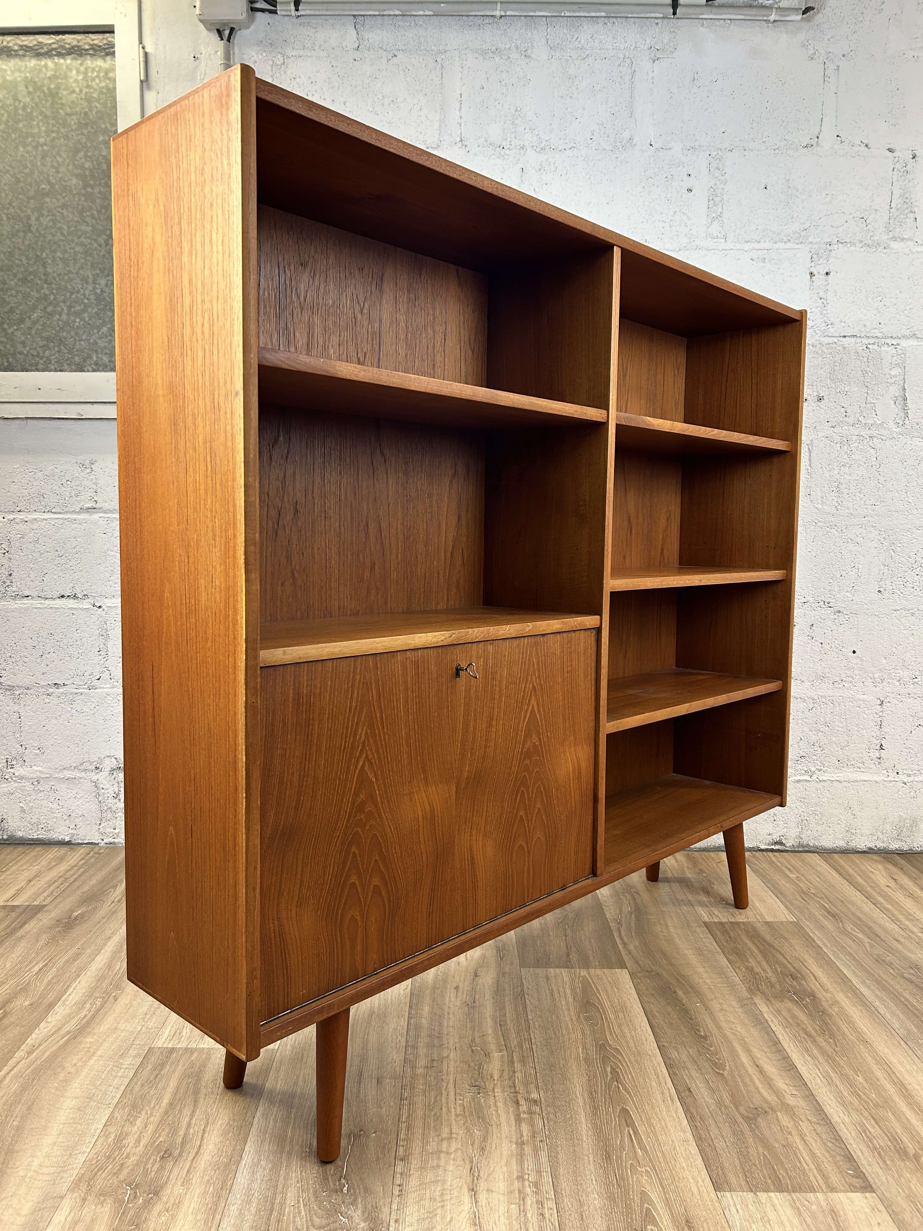 Scandinavian teak bookcase, 60s