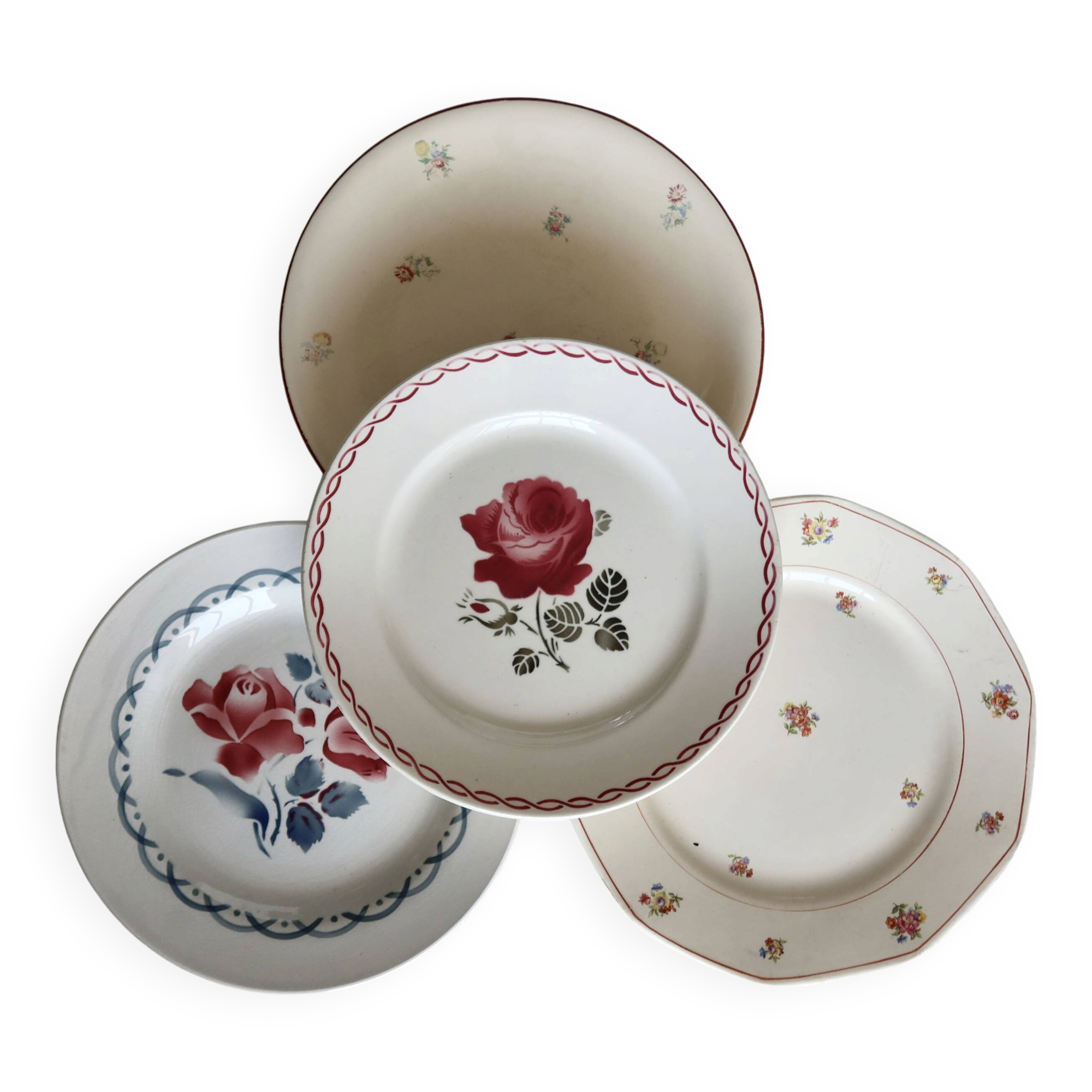4 mismatched vintage flat plates with floral pattern - Lot Rosa