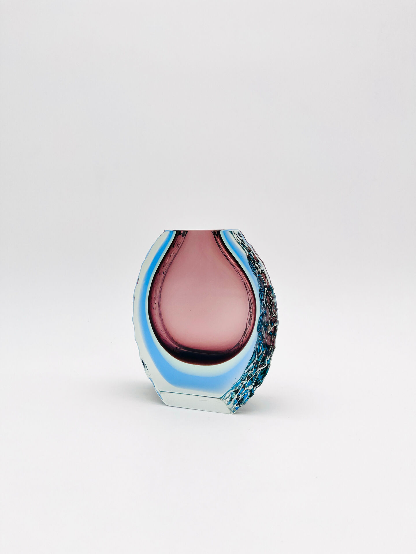 Mandruzzato Murano Sommerso Quadri-layer Outline UV Rare 70s Vase