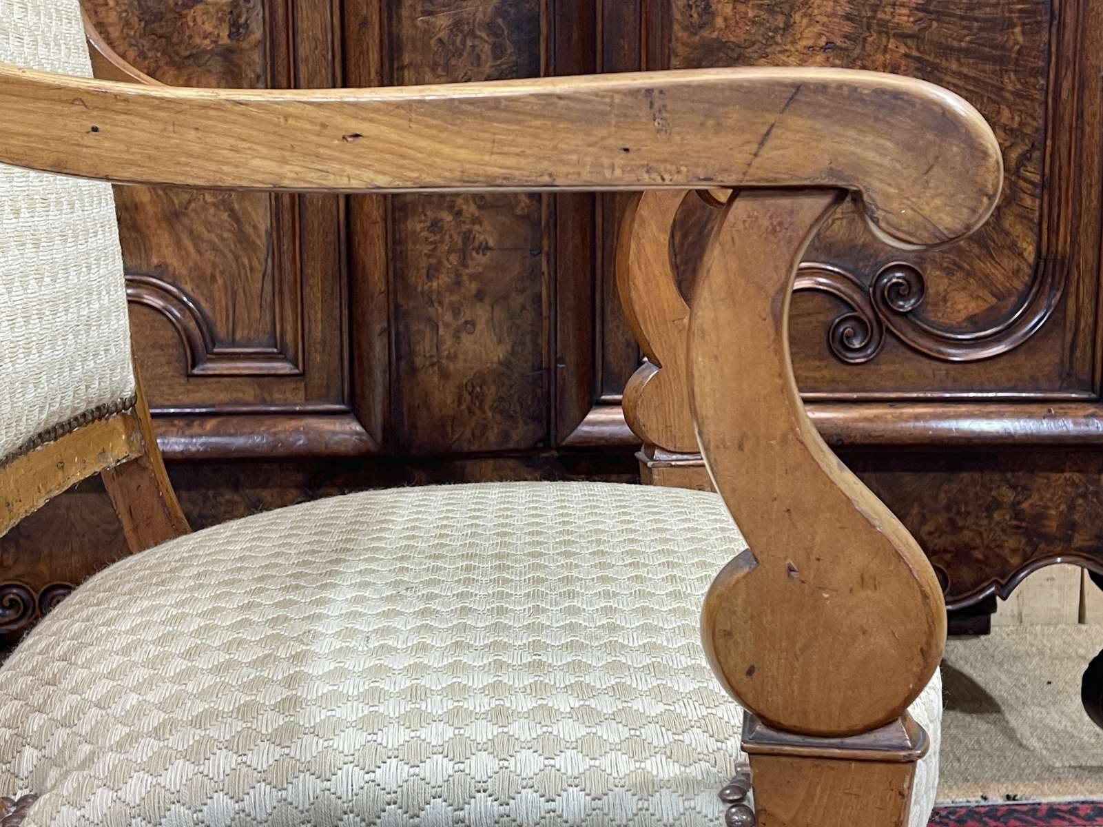 Armchair XIXth cherry wood