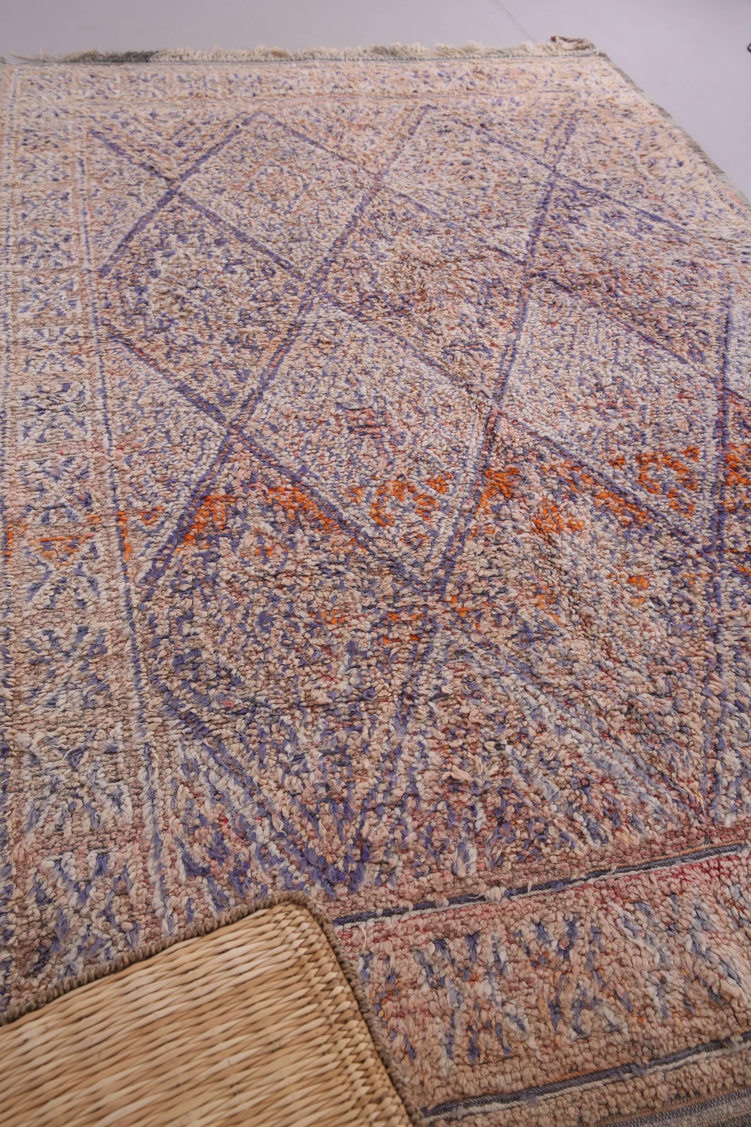 Vintage Moroccan Rug 199 x 327 cm - Moroccan rug - Berber Rug Handmade