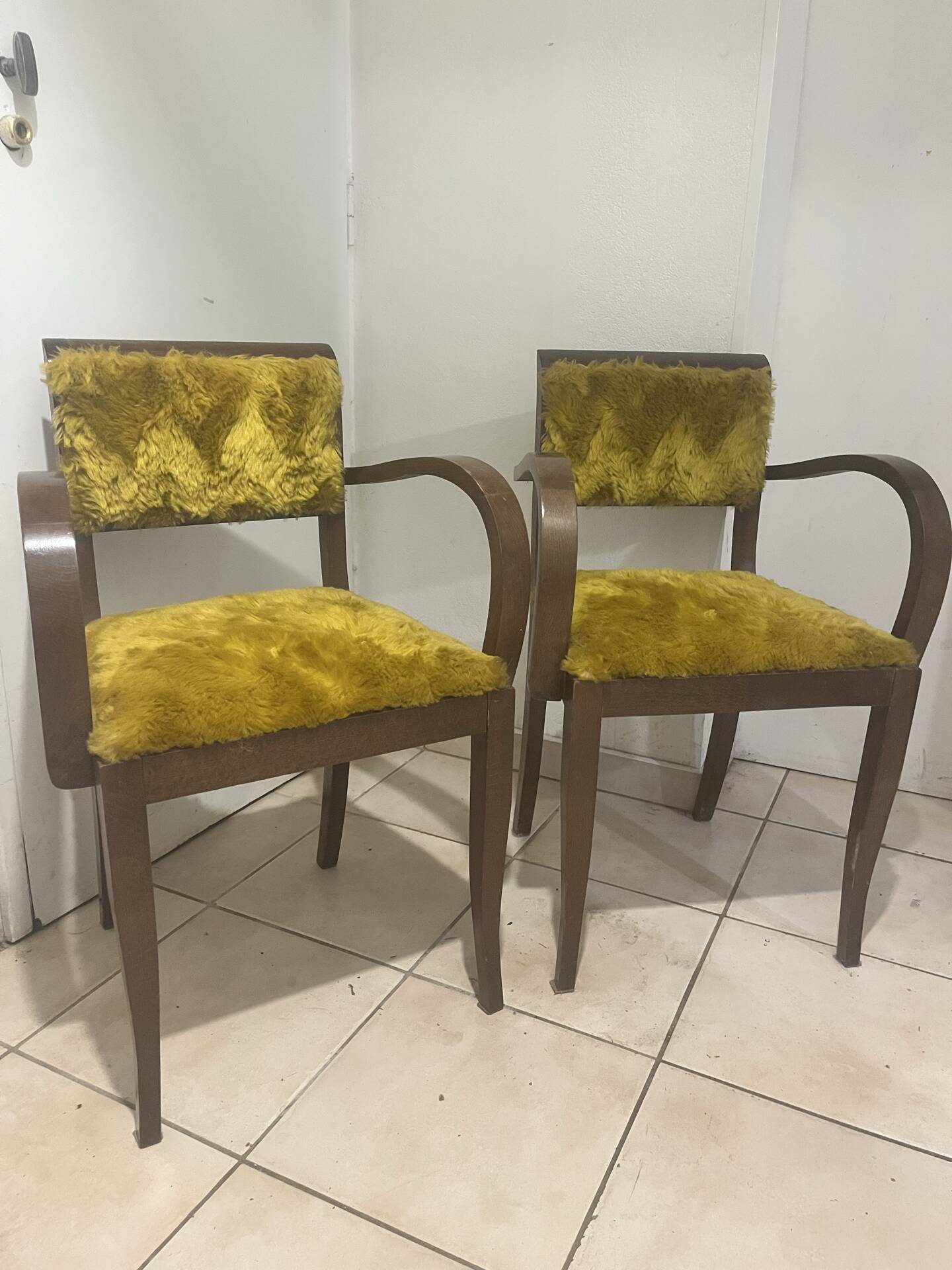 Pair of vintage Art Deco bridge armchairs — Fleece / fur fabric