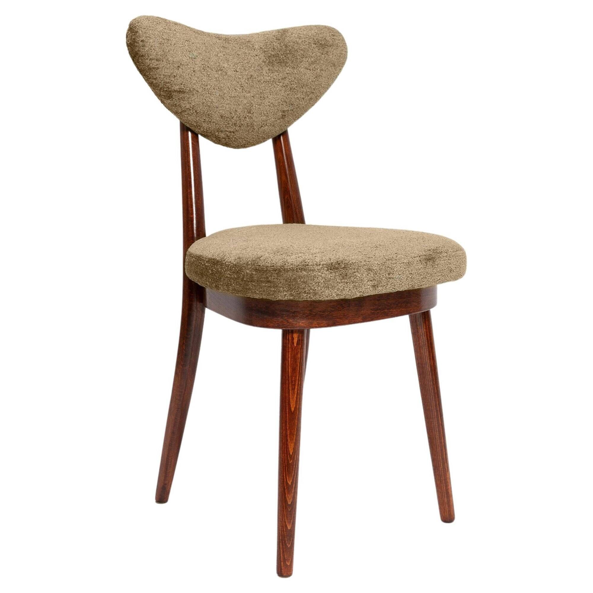 Fauteuil vintage olive vert cœur en velours, Europe, 1960s