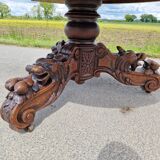 Table ronde Henri II à patte de lion en chêne massif
