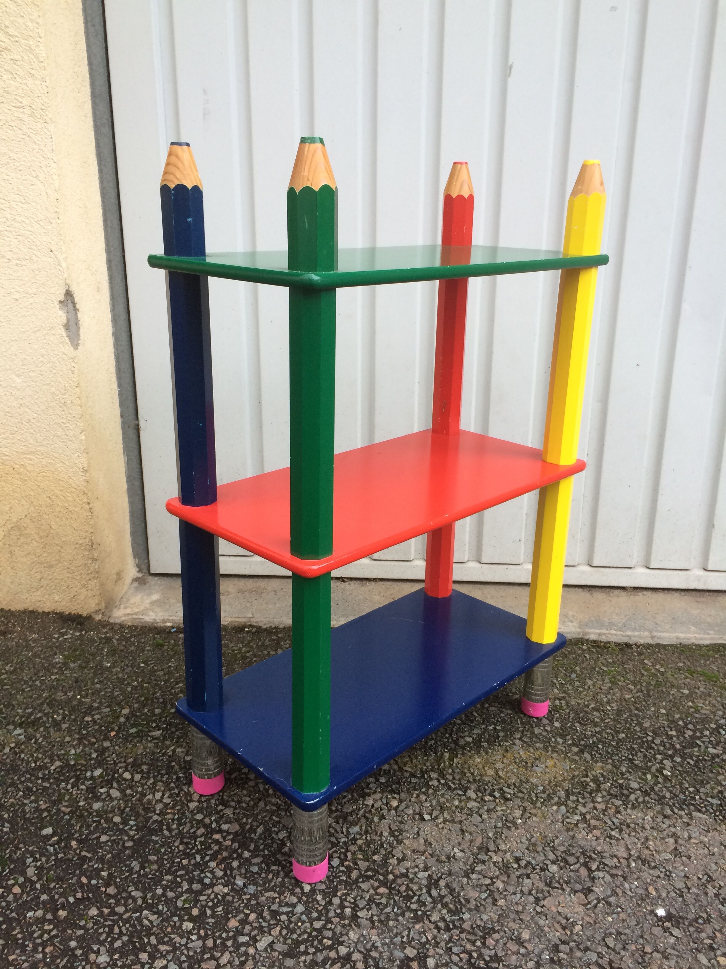 Stone Salon pencil shelf for children