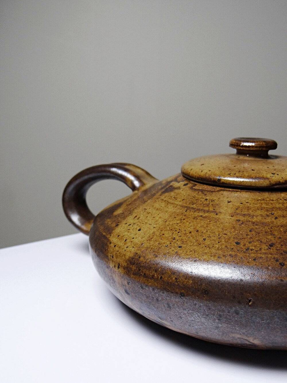 Vintage Japanese-style teapot from the 70s-90s, handmade brown stoneware, signed Pichon