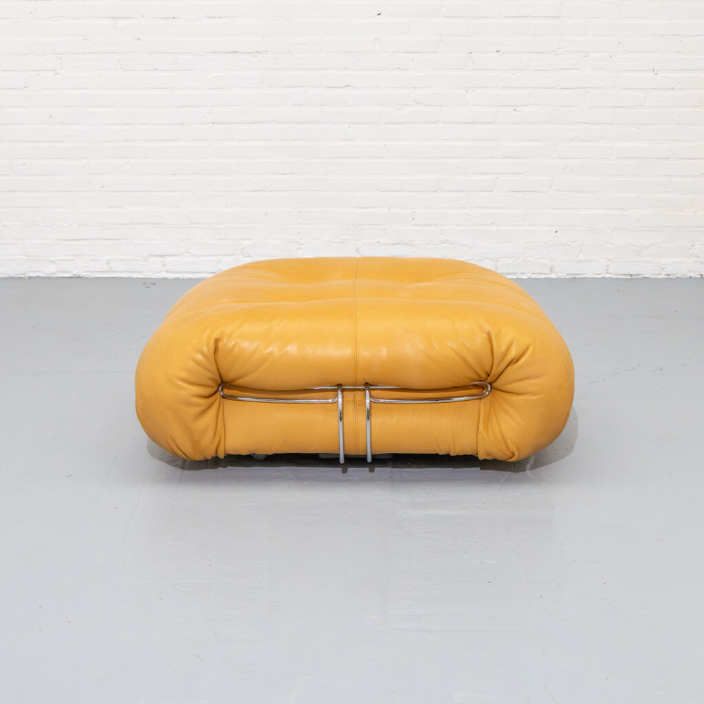 Afra & Tobia Scarpa Soriana Pouf Cassina