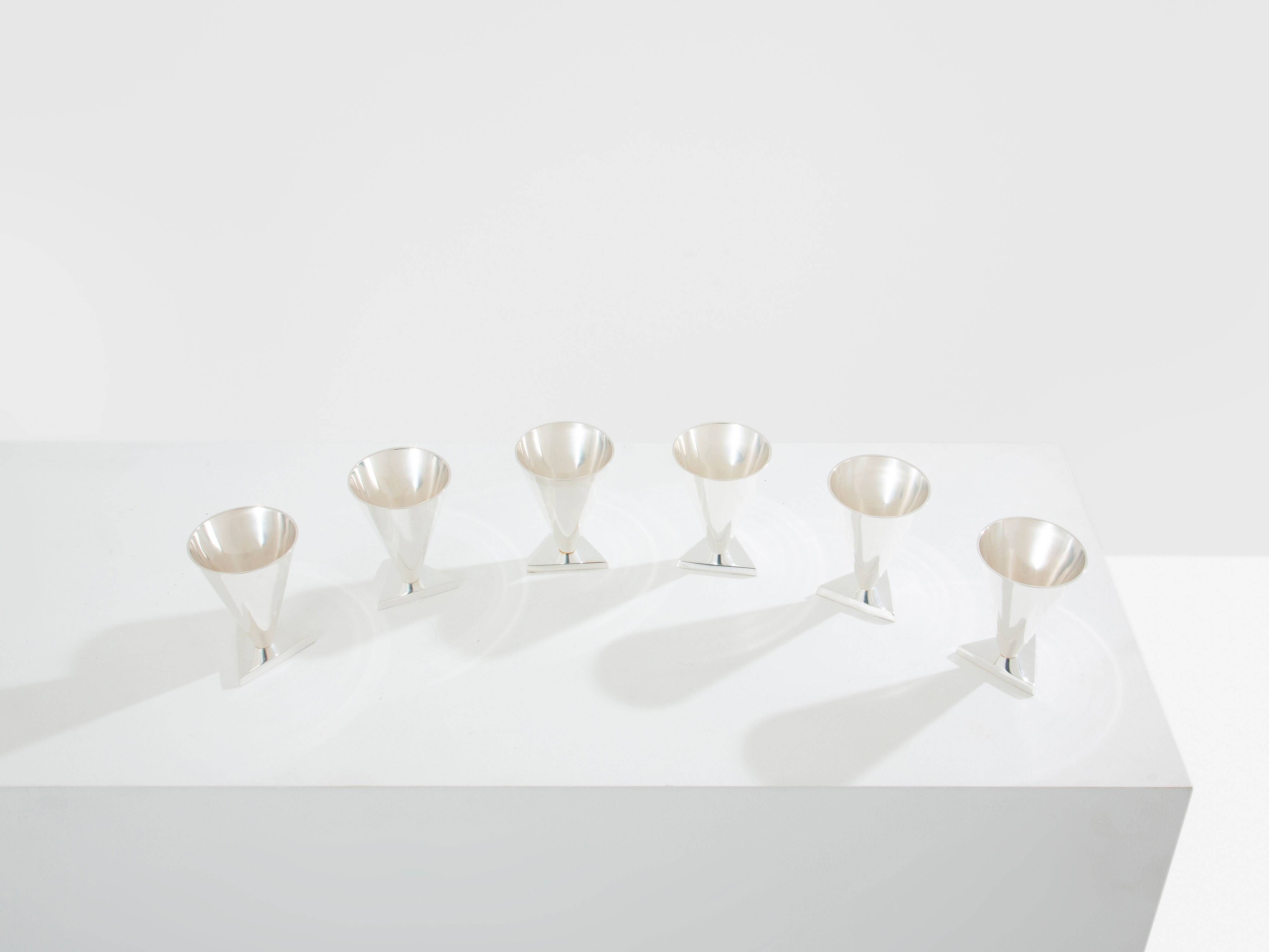 Set of 6 Art Deco silver-plated metal cups by La Maison Desny 1928