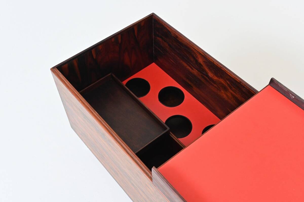 Poul Norreklit dry bar in rosewood Dyrlund Denmark 1960