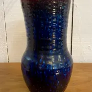 Navy blue vase signed Accolay