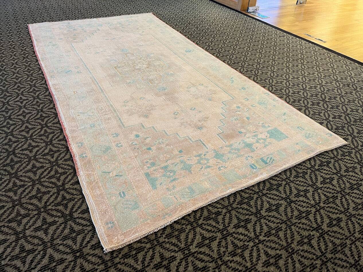 Handmade Pastel Beige Turquoise Area Rug