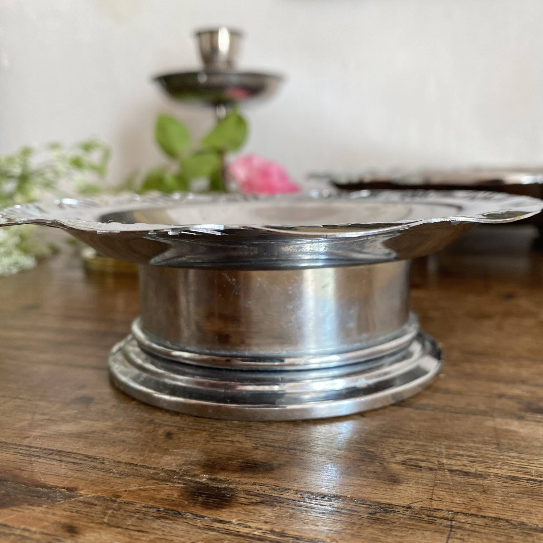 Beurrier vintage en métal argenté , design type Coquillor