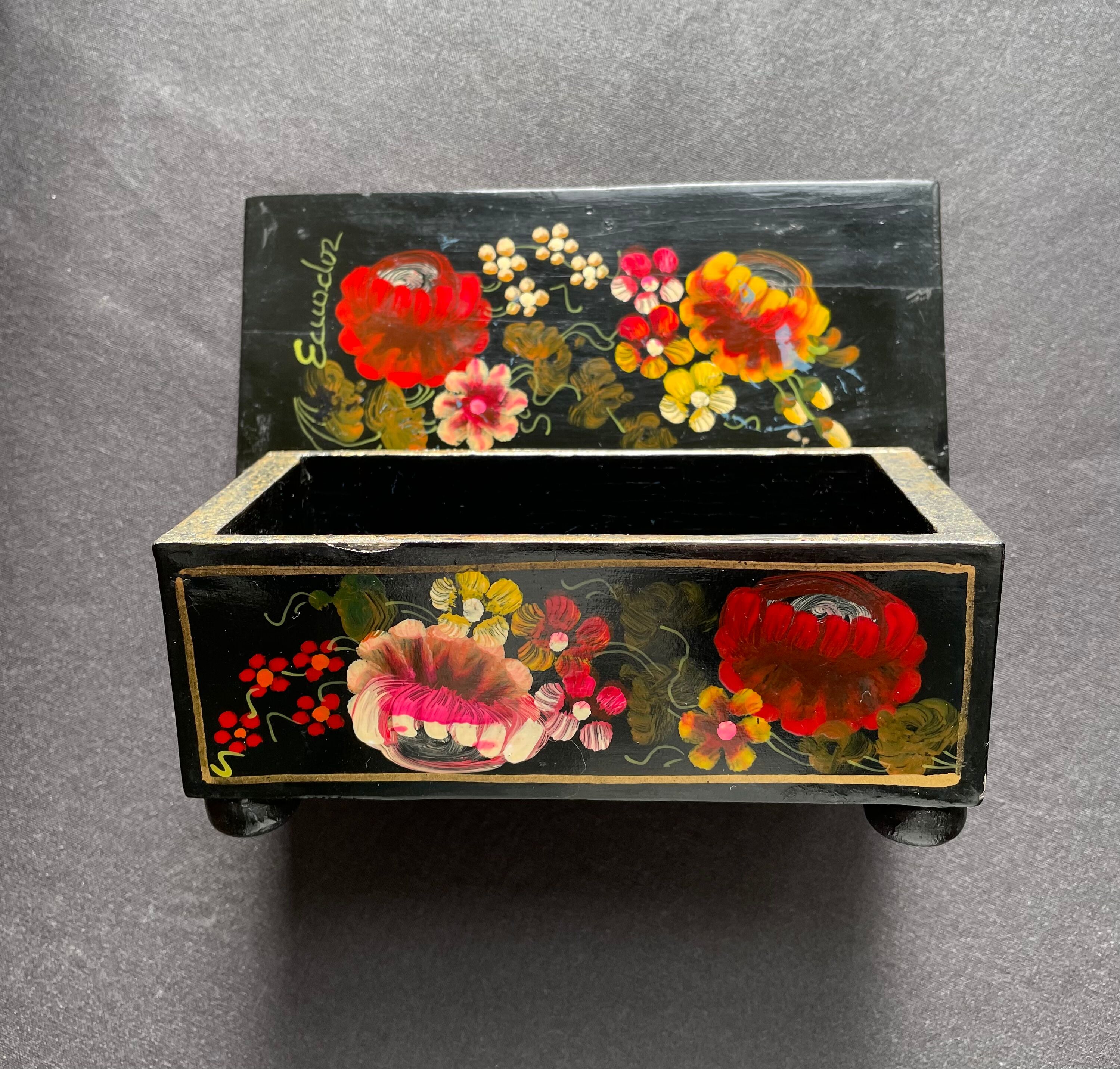 Jewelry box