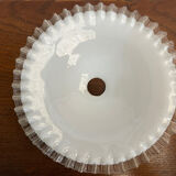 Opaline white vintage suspension