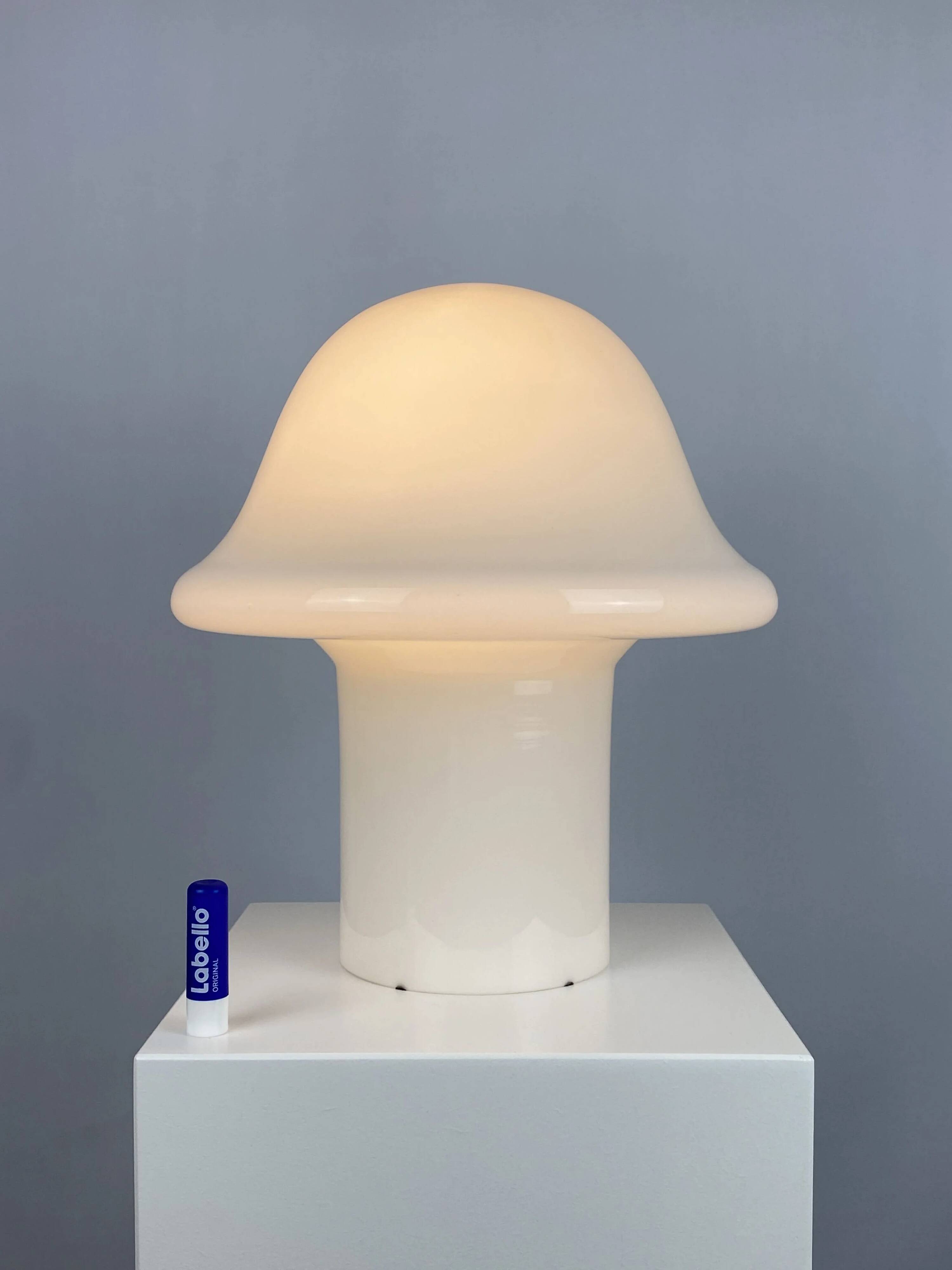 Large XL mushroom table lamp in white glass entirely white Peill and Putzler 1970