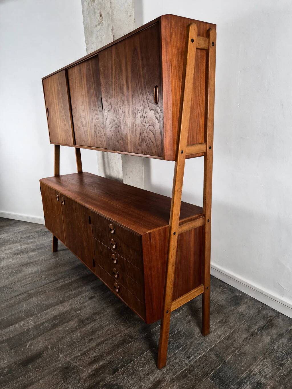 Double enfilade in teak, Denmark, 1960s.