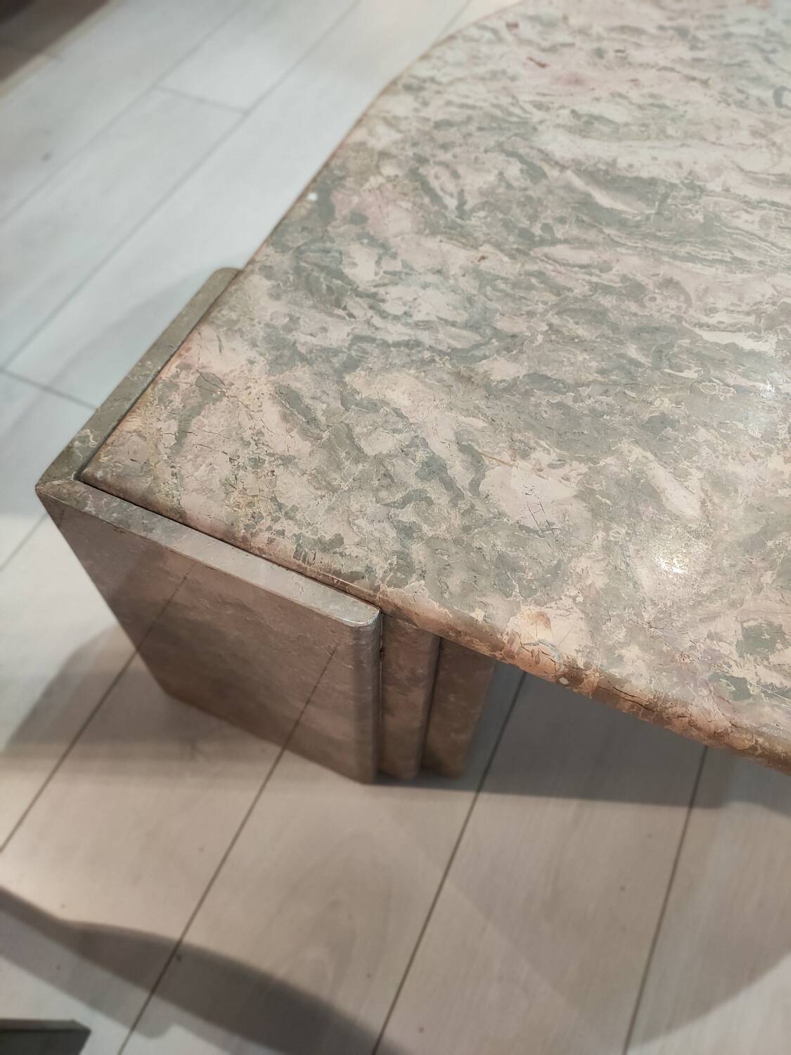 Marble coffee table, old pink water drop shape