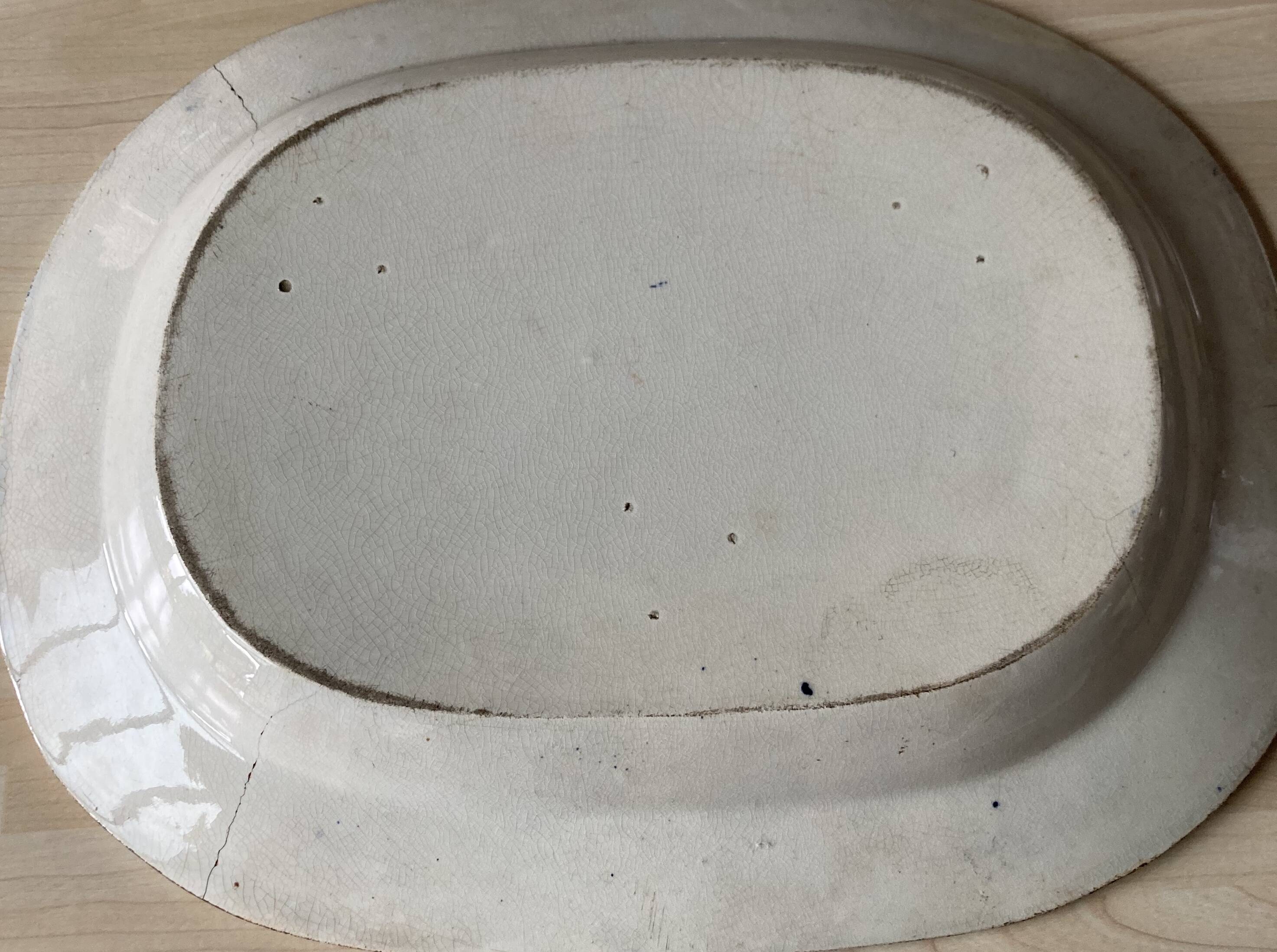 Large English Staffordshire Earthenware Dish in Blue and White Willow, Late 19th Century