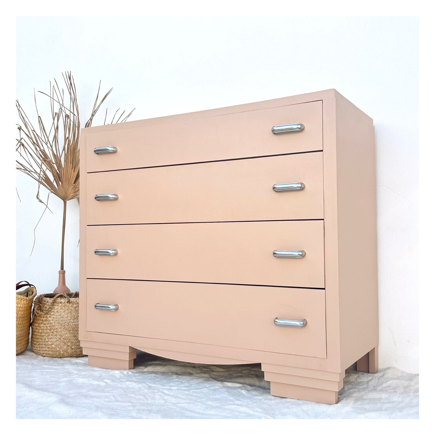 Vintage Art Deco chest of drawers