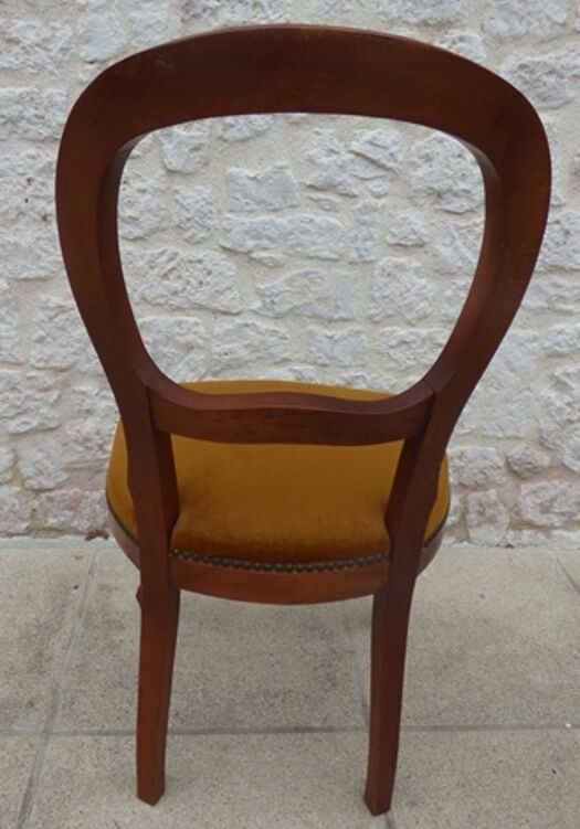 Louis Philippe style chair in solid wood with velvet top