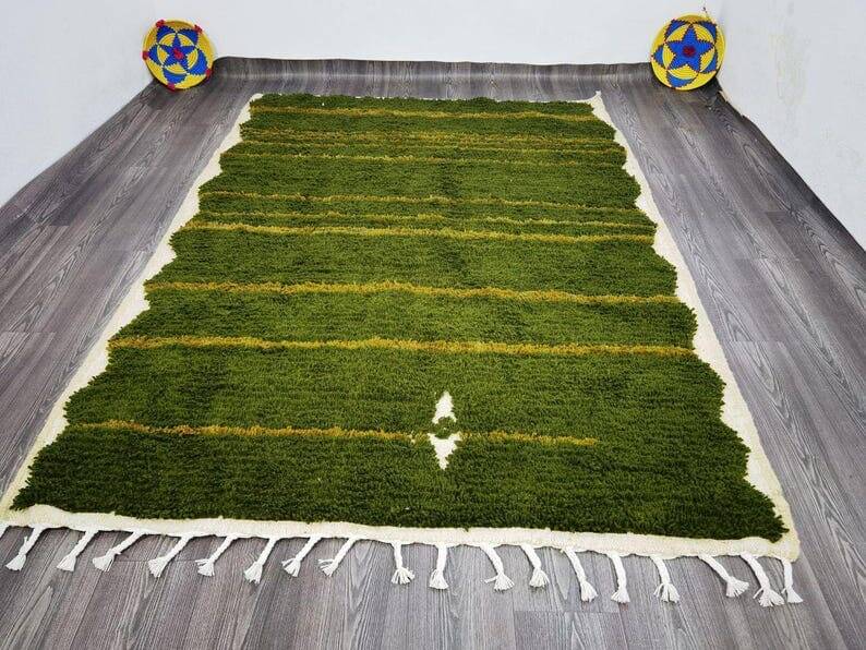 Traditional handmade pure wool rug, size 150 x 250 cm