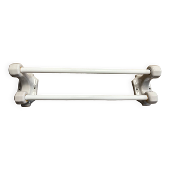 Earthenware towel holder