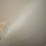 Leather swivel armchair, Italian design, 1990s, manufacture: Natuzzi