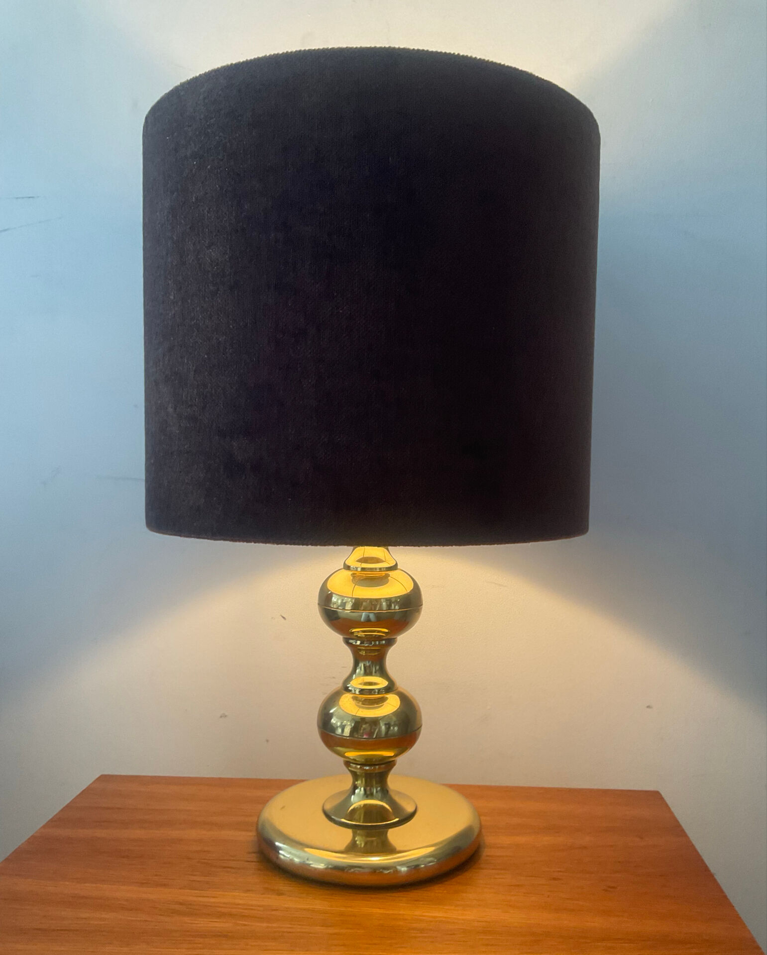 Brass lamp from the 60s-70s.