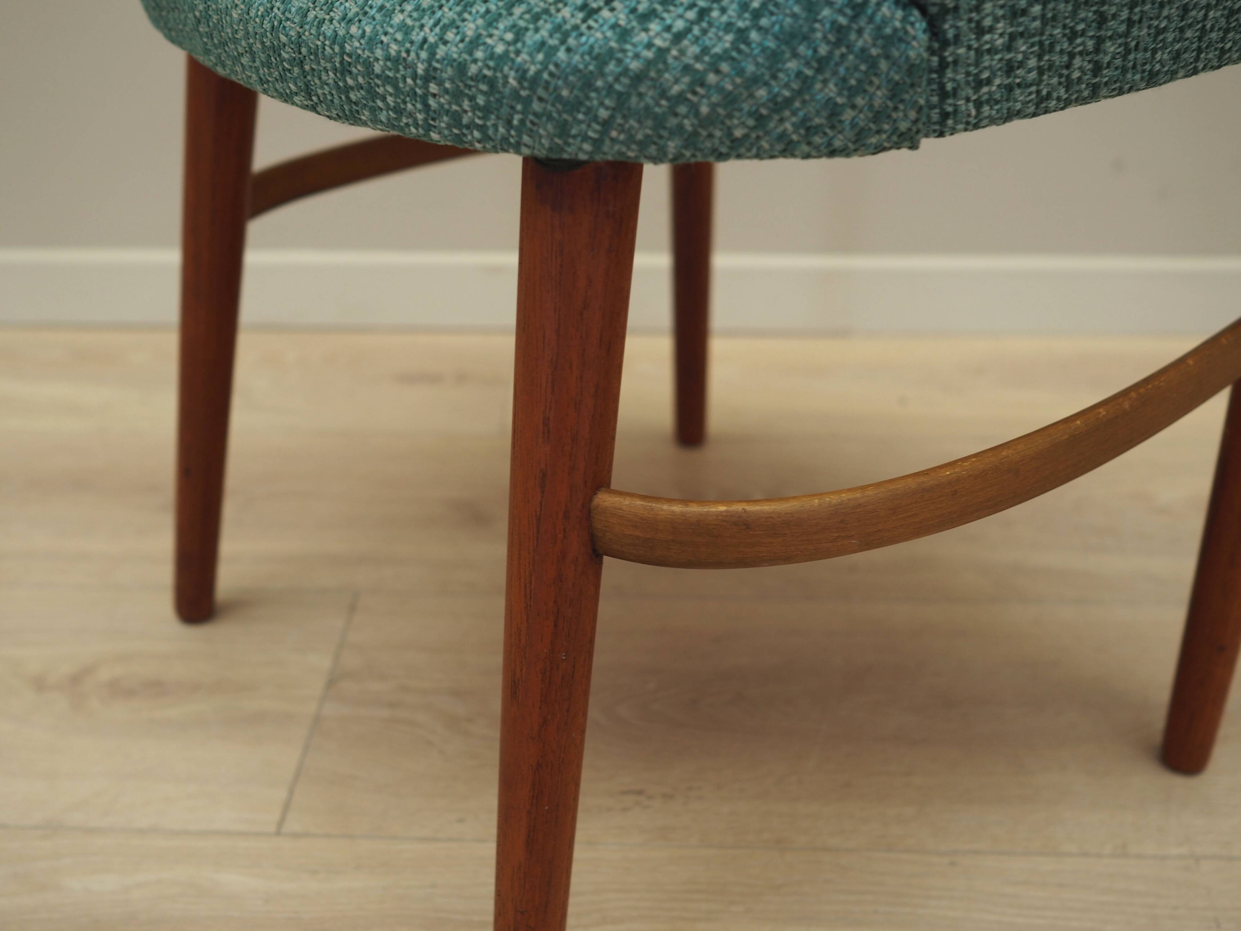 Chaise en teck, design danois, années 1970, production : Danemark