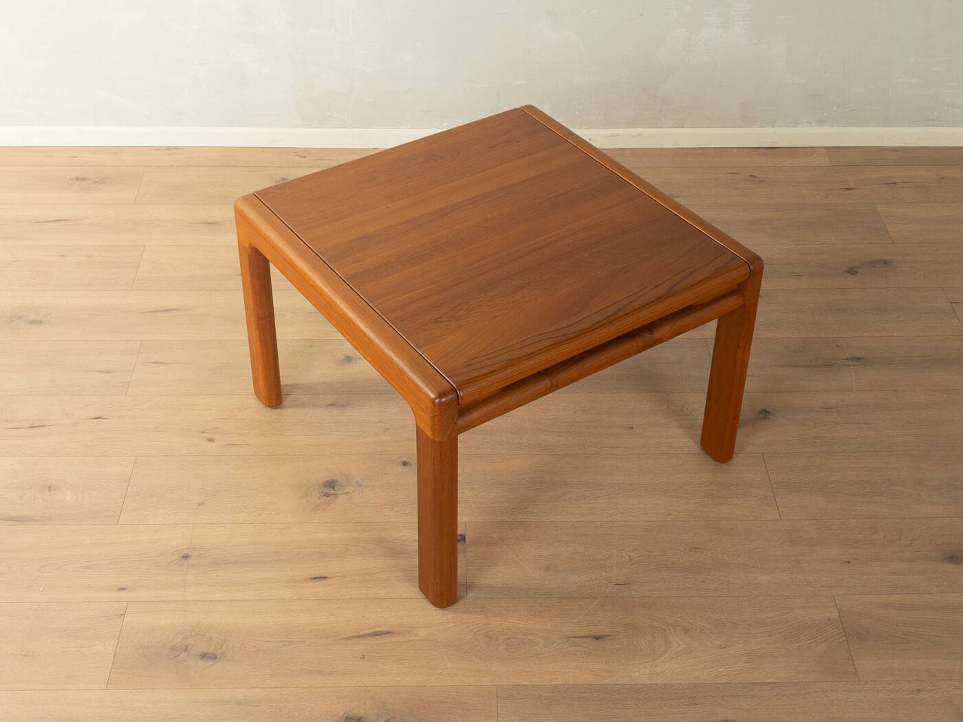 Table carrée en teck, de Grete Jalk, Glostrup Møbelfabrik, années 1960