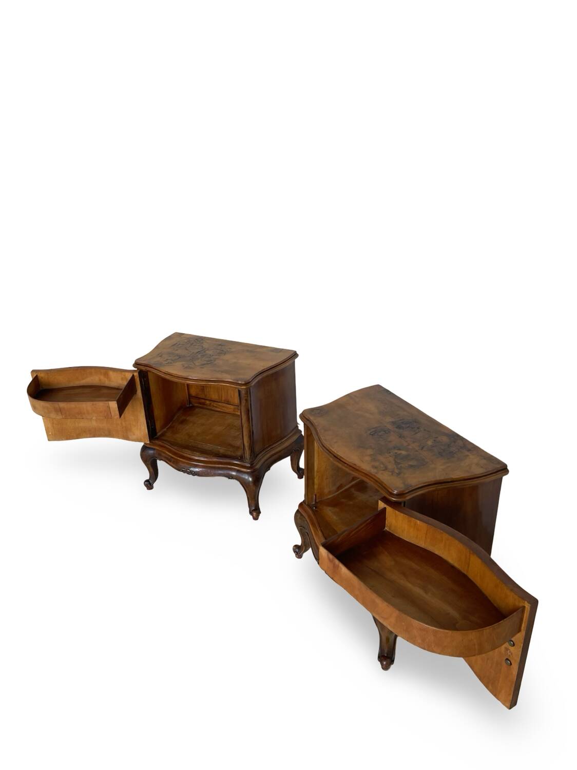 Paire de tables de chevet italiennes du milieu du XXe siècle