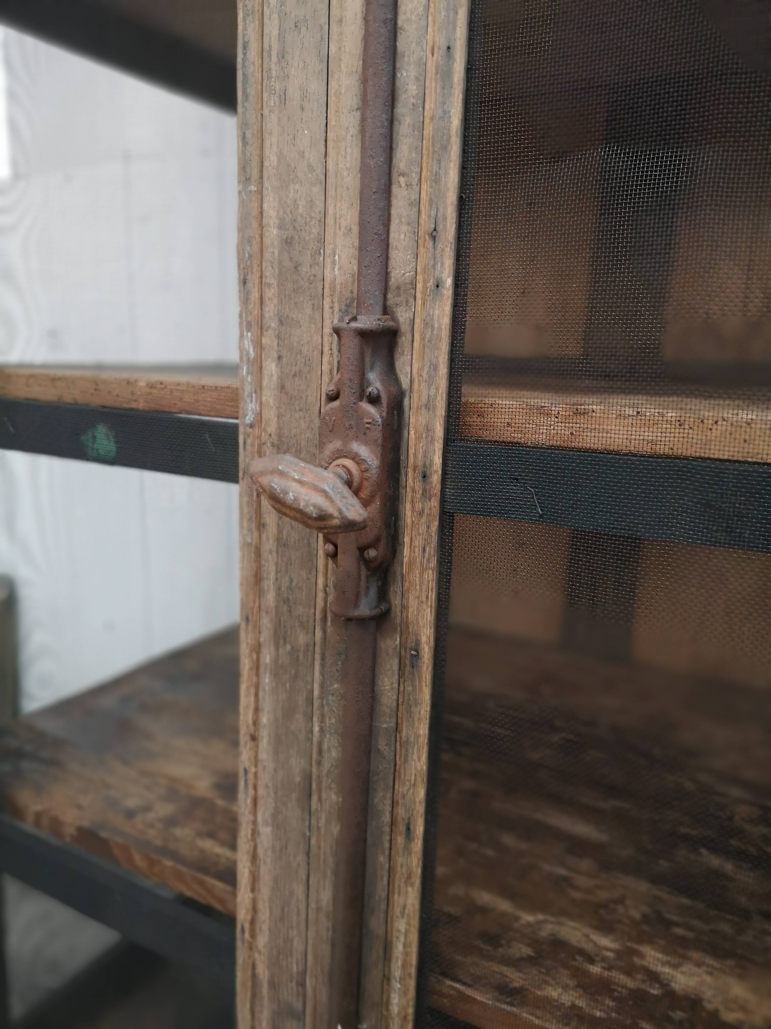 Former pantry in oak furniture