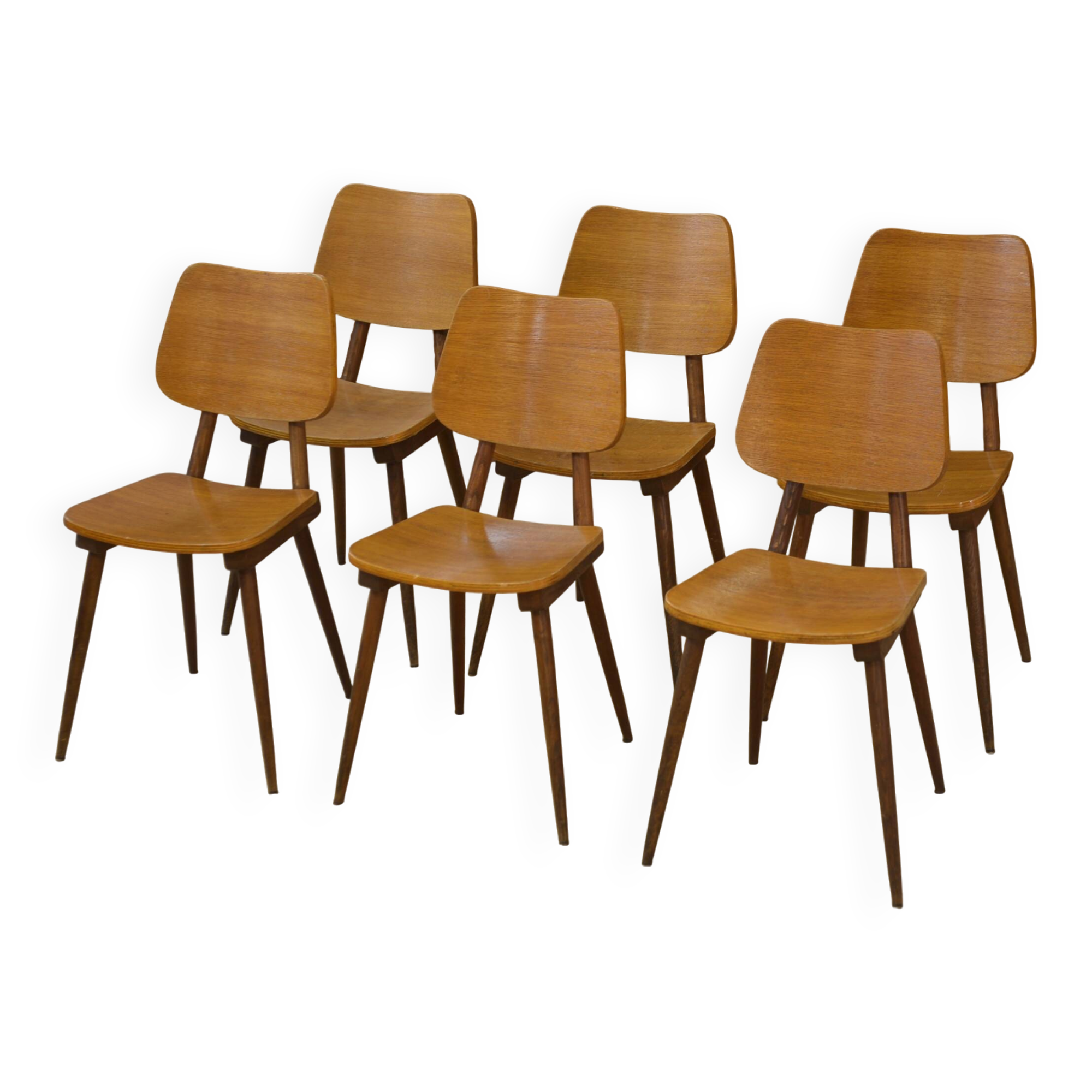 Set of 6 oak chairs from the 1960s.