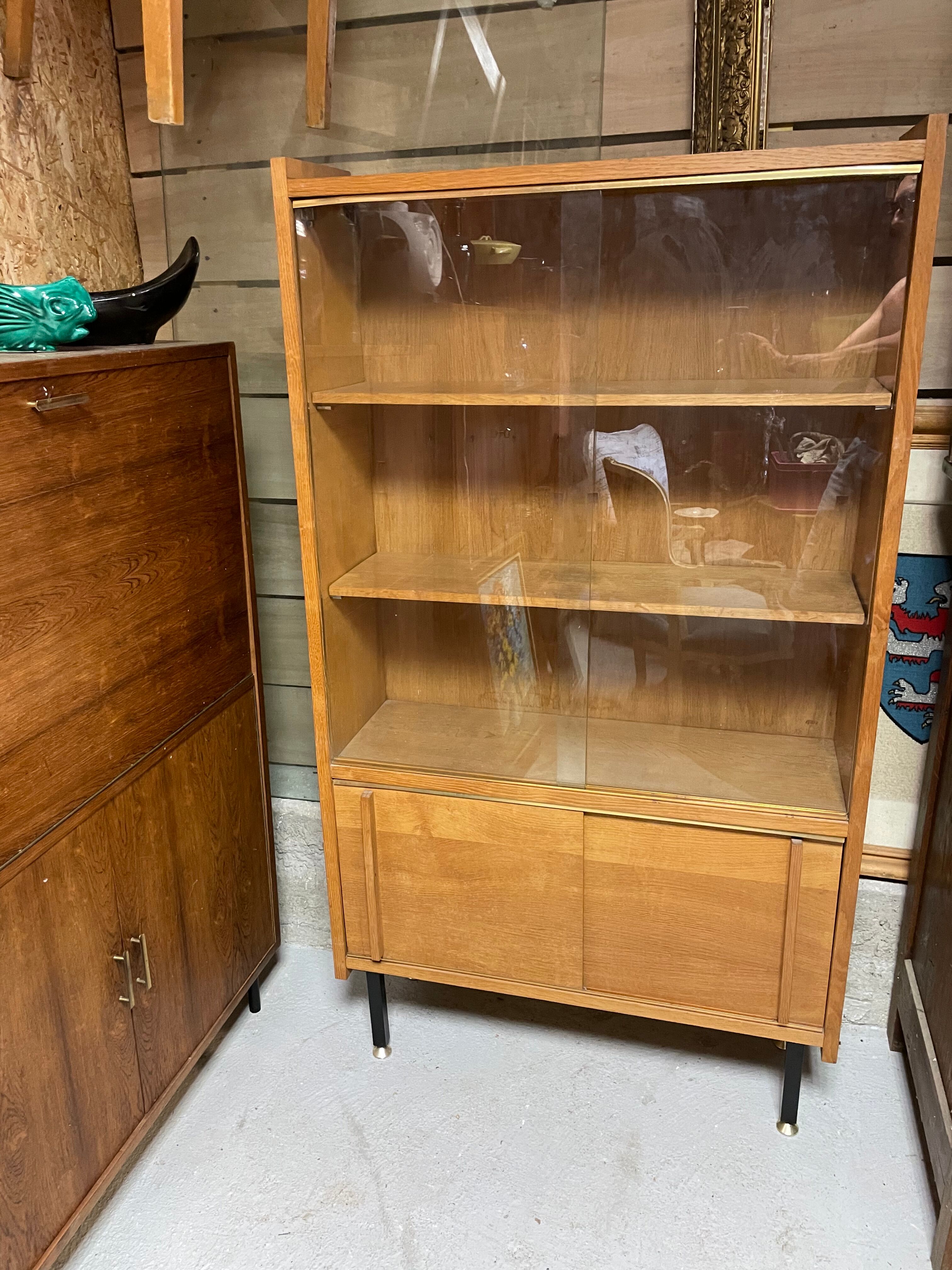 Vintage showcase sliding door year 50
