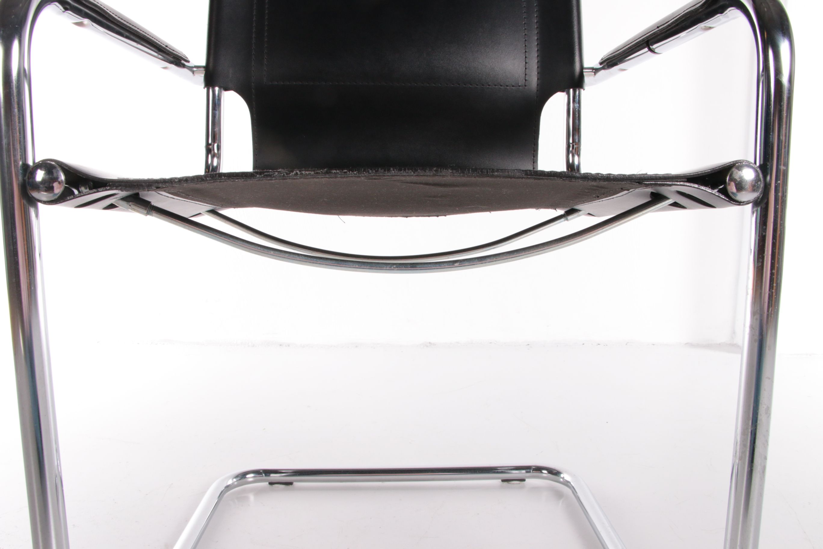 Vintage Set of 6 Tubular frame chairs