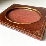 Cadre cuir ancien avec dorure dimensions du cadre 18 cm x 14 cm