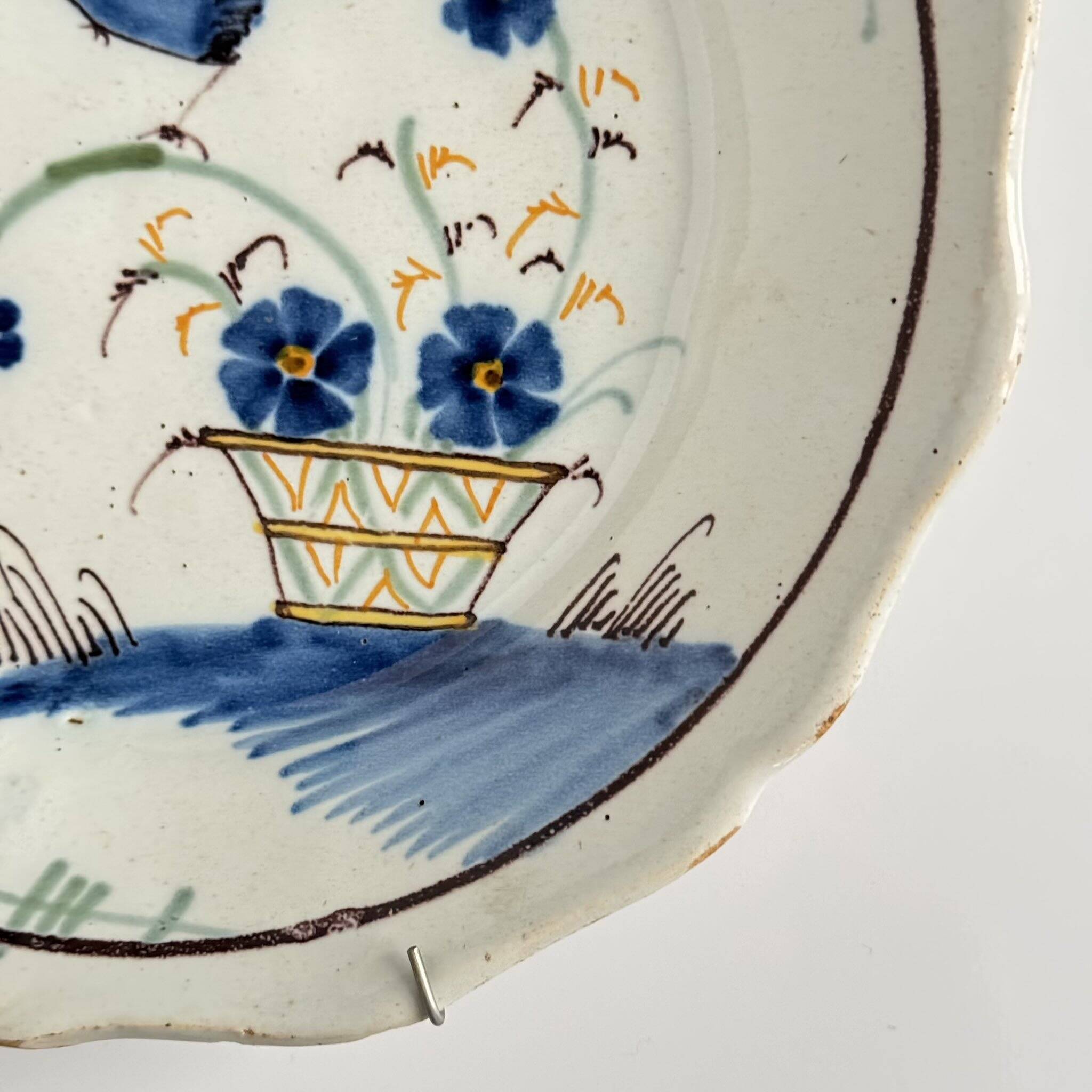 2 Plates in Nevers Earthenware (known as La Rochelle) | Bird | 18th century