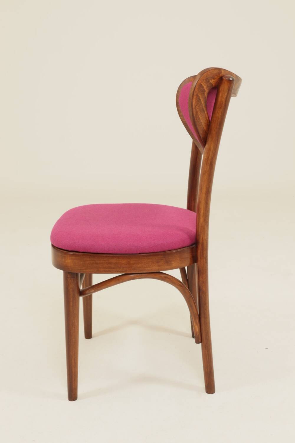 Vintage chair natural raspberry wool bentwood 1960