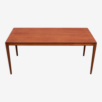 Table basse scandinave des années 1960 en teck